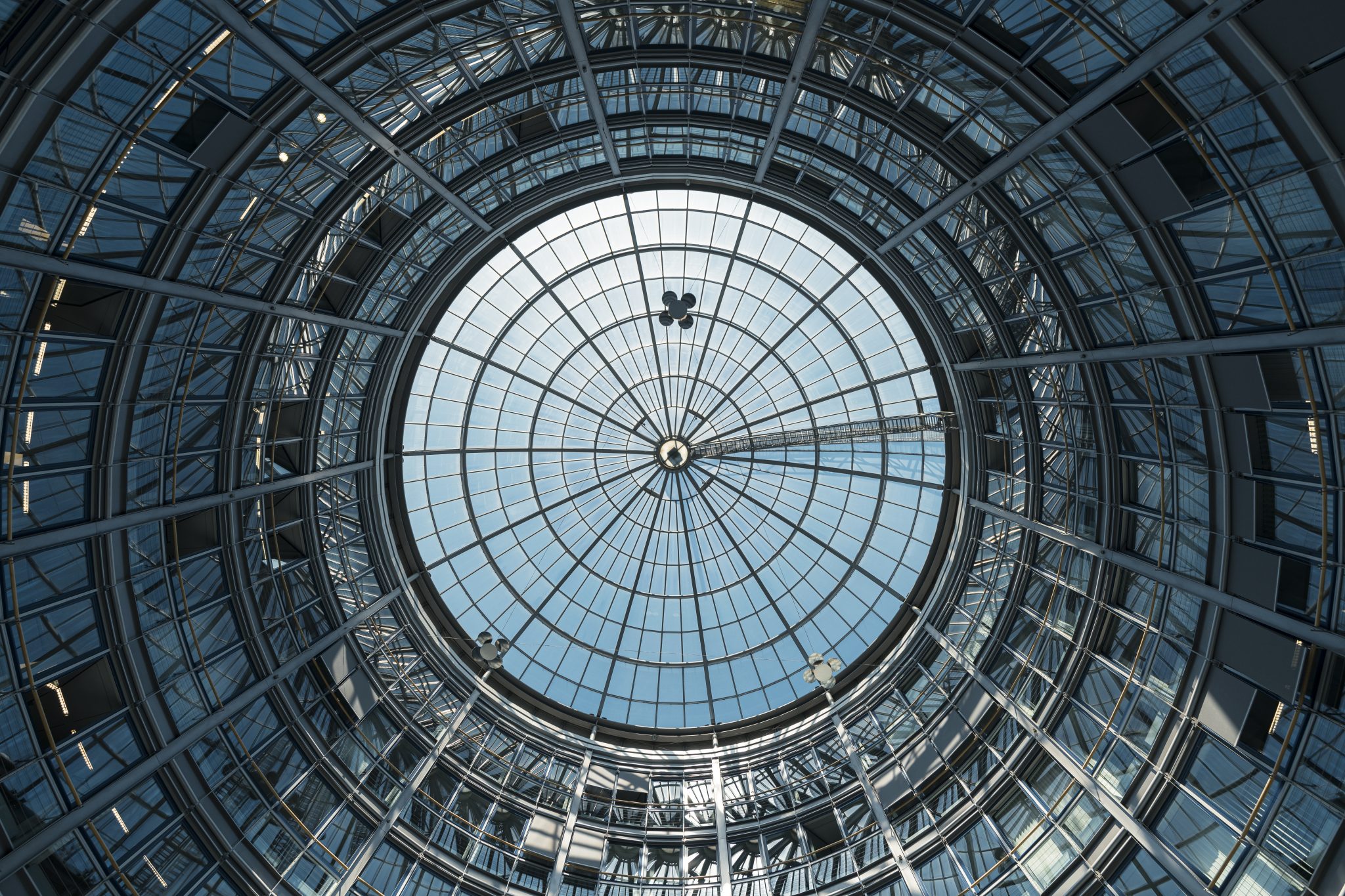 EASTON HOUSE TRANSITRAEUME