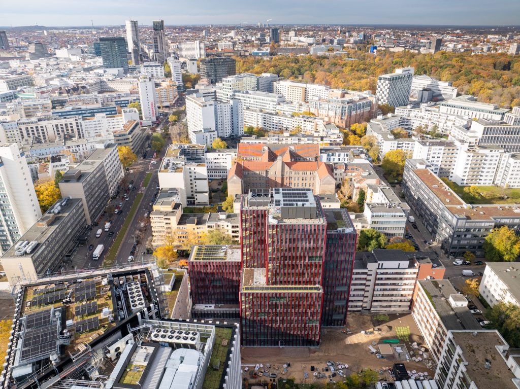 Transiträume_red City West