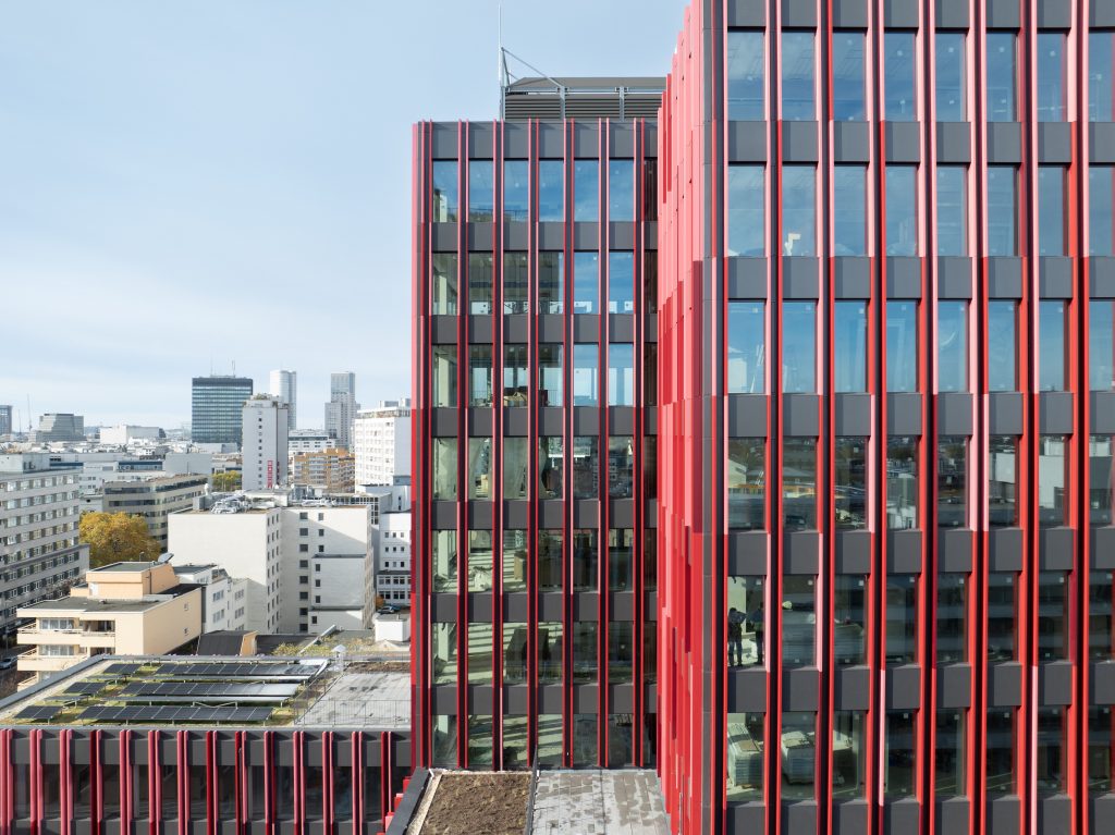 Transiträume_Red City West Aussen