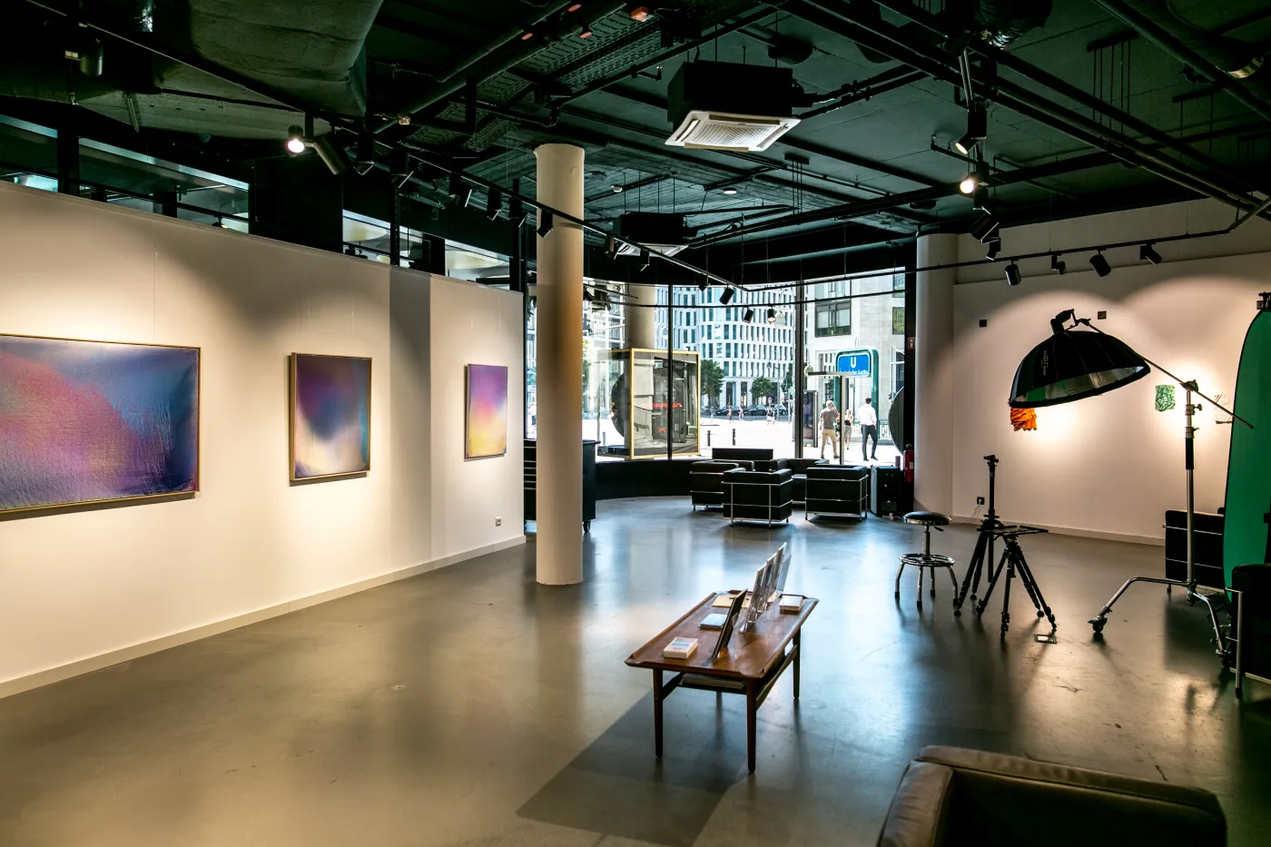 Transiträume_art at berlin Deeds News Bikini Berlin CSR Contemporary Showroom